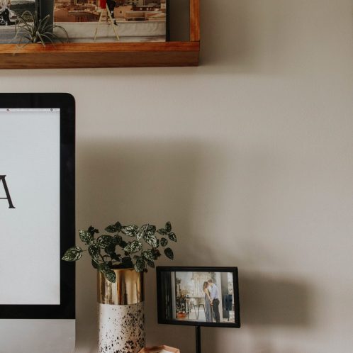 corinne-kutz-aDQWuwEb9UY-unsplash